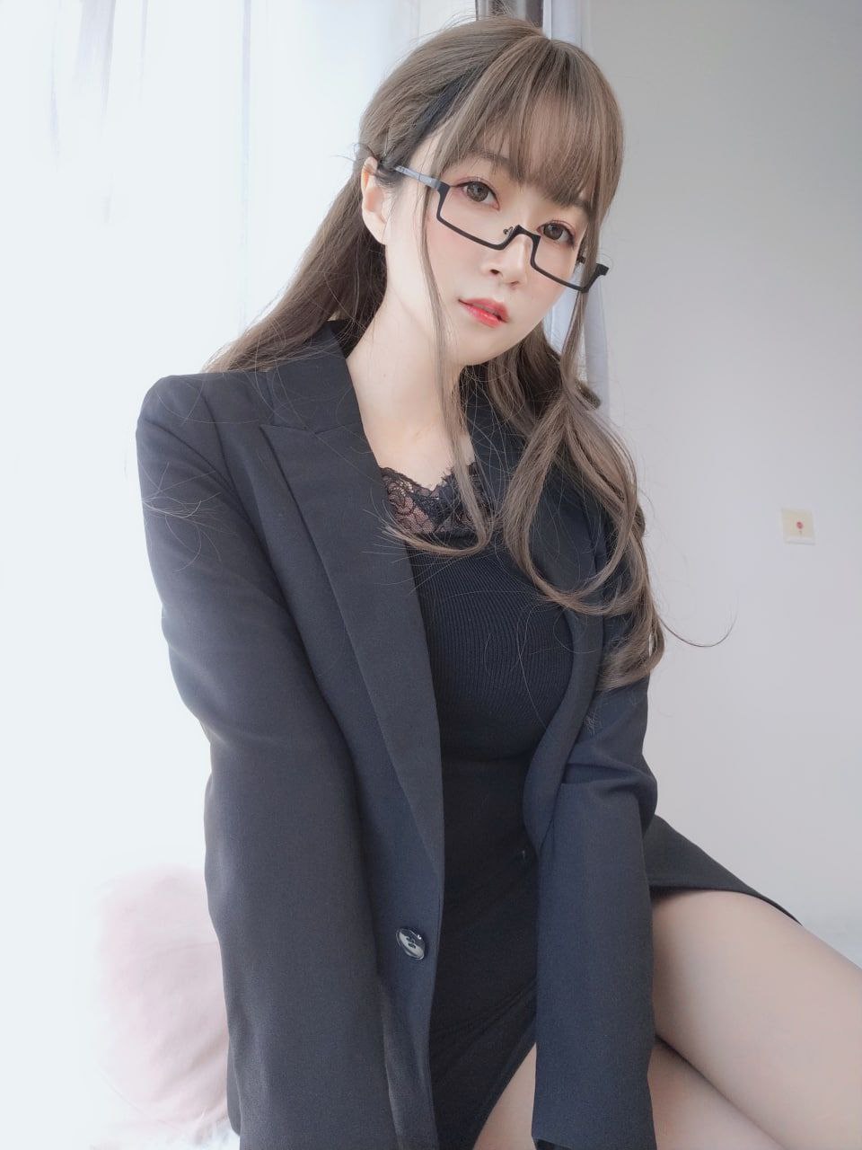 免费观看美女裸色😍视频